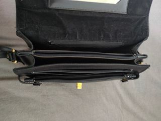 Bolso negro piel - bandolera