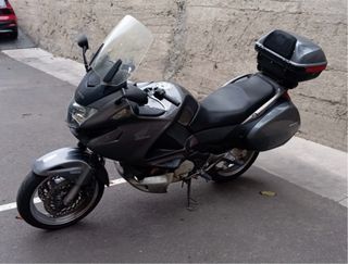 Honda Deauville 700cc