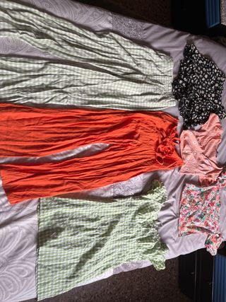 Ropa variada - vestidos, pantalones
