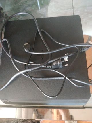 PS4 (PlayStation 4) Slim Negra