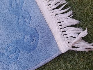 ALFOMBRA AZUL ANTIGUA DE LANA