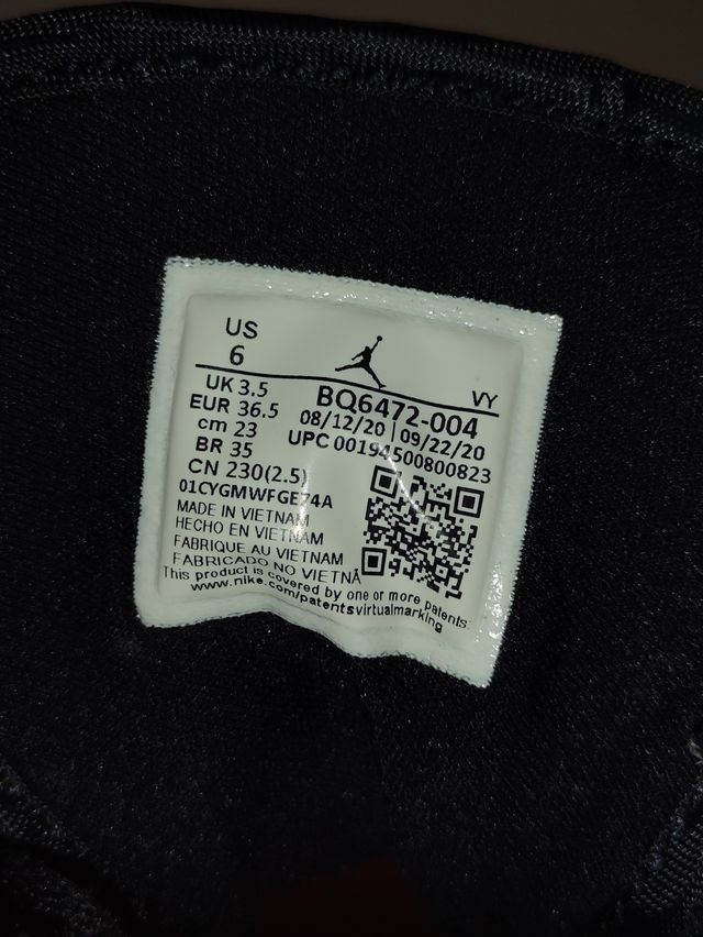 Air Jordan 1 Mid Black Siren Red