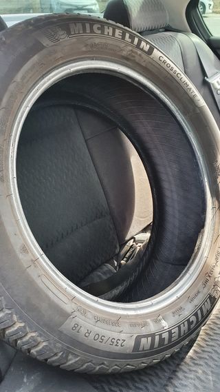 Michelin 235 50 18 