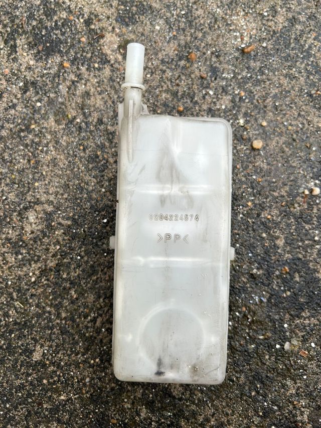 Botella líquido frenos usada Citroen C4 Coupé 2007