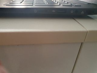 Portátil Thomson Negro