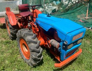 PASCUALI CON REMOLQUE Y APEROS