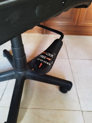 Silla oficina IGO negra