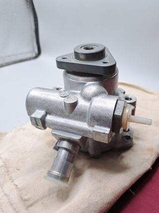 Bomba servodireccion Freelander 1 L314 QVB101462L