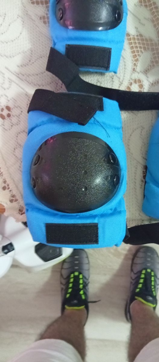 Rodilleras, coderas y guantes (niños)