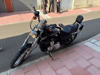 Harley Davidson sportster xl 1200 custom