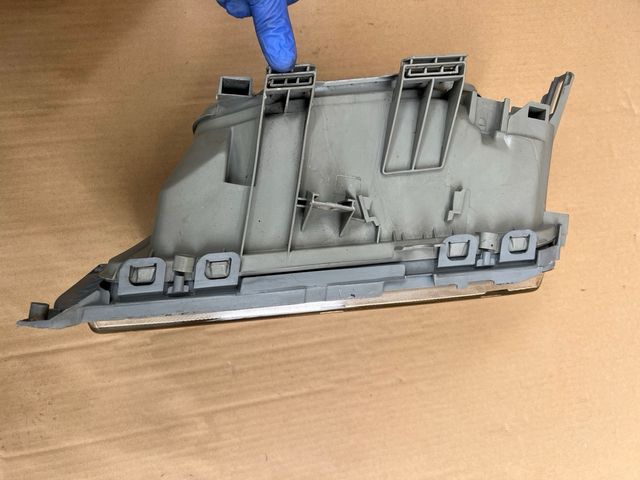 Faro derecho Mercedes 190 W201 