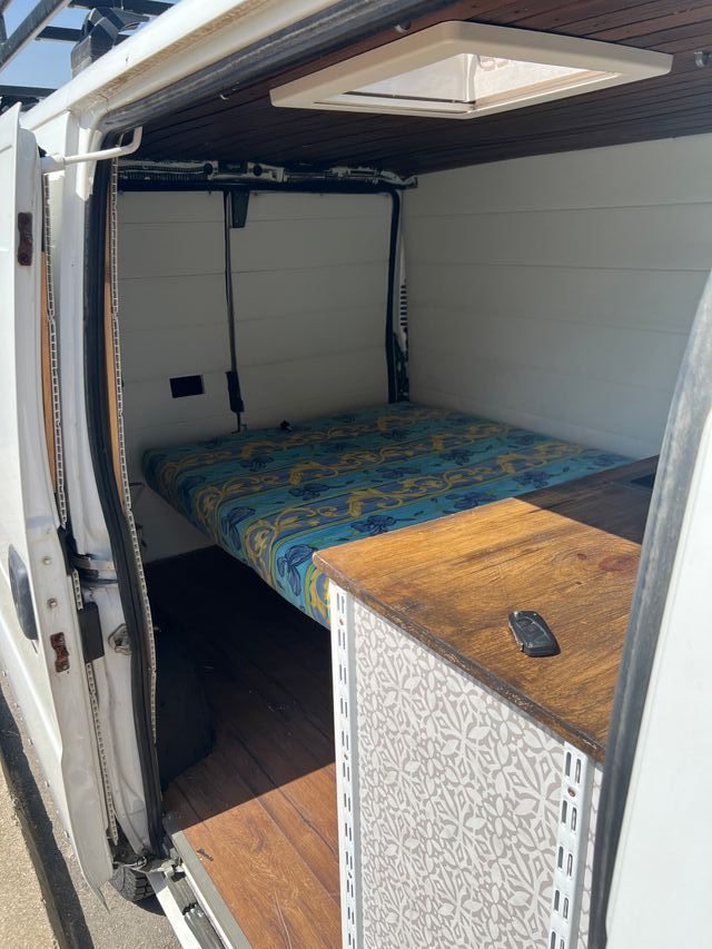 Furgoneta camper homologada - Peugeot Boxer 2006