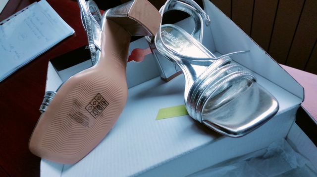 Sandali Primadonna argento, tacco medio