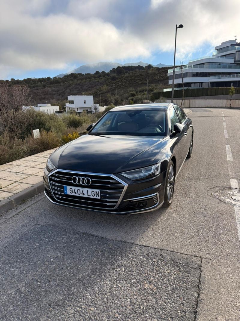 Audi A8 2020, foto 2