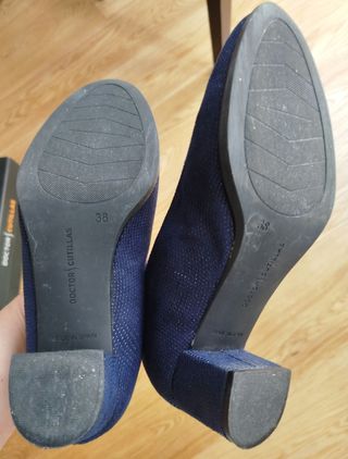 Zapatos Doctor Cutillas azules, talla 38.