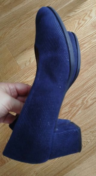 Zapatos Doctor Cutillas azules, talla 38.