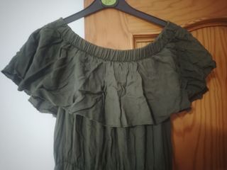 Vestido midi verde oliva