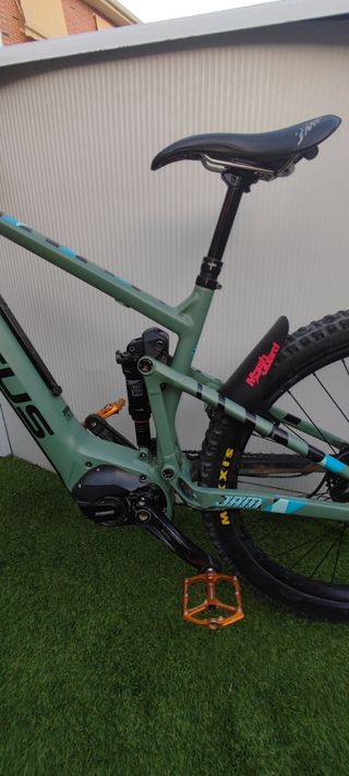Bicicleta eléctrica FOCUS Jam2