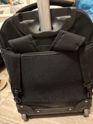 Mochila Dragon Ball Super ruedas