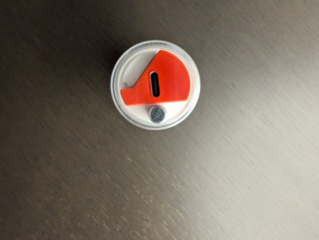 Auriculares Nothing Ear (stick) - Blancos y Rojos.