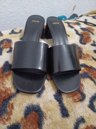 Sandalias negras MN - Tacón bajo