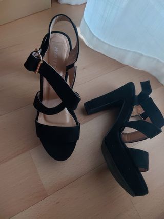 Sandalias tacón negras MARYPAZ - NUEVAS