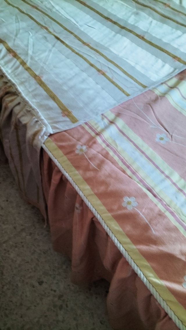 Colcha verano estilo clásico - beige/rosa