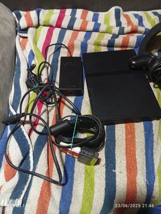 PS2 (PlayStation 2) + 5 juegos