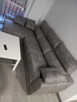 Sofá chaise longue gris