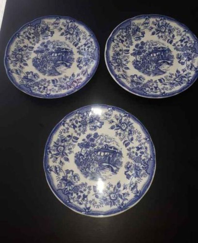 3 Platos Porcelana NISTONE, Azul y Blanco