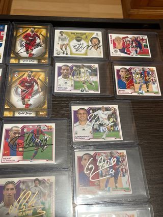 Pack 34 cromos firmados