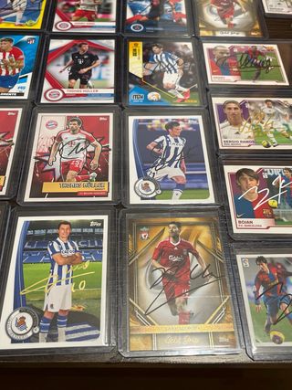 Pack 34 cromos firmados