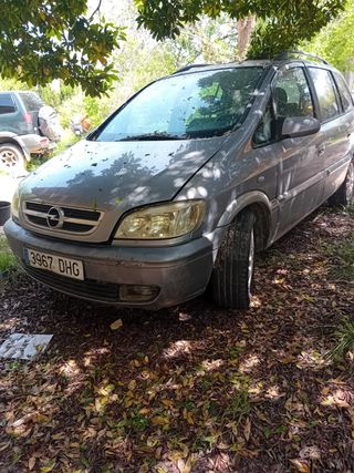 Opel Zafira 2005, PARA PIEZAS O REPARACIÓN