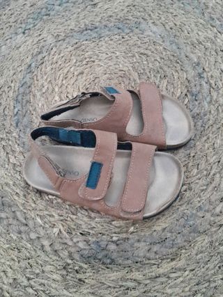 Sandalias tiras