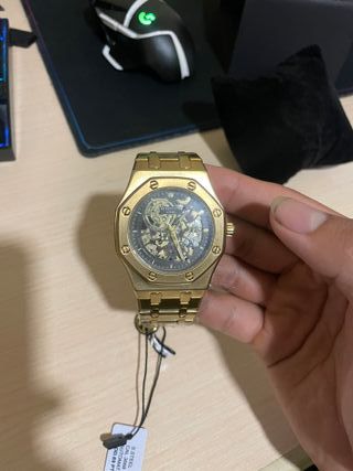 Reloj Martyn line automático dorado