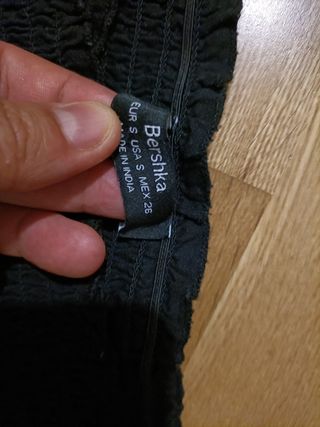 Top negro Bershka talla S
