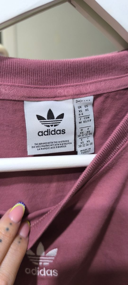 Camiseta oversize Adidas