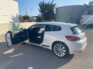 Volkswagen Scirocco con accesorios