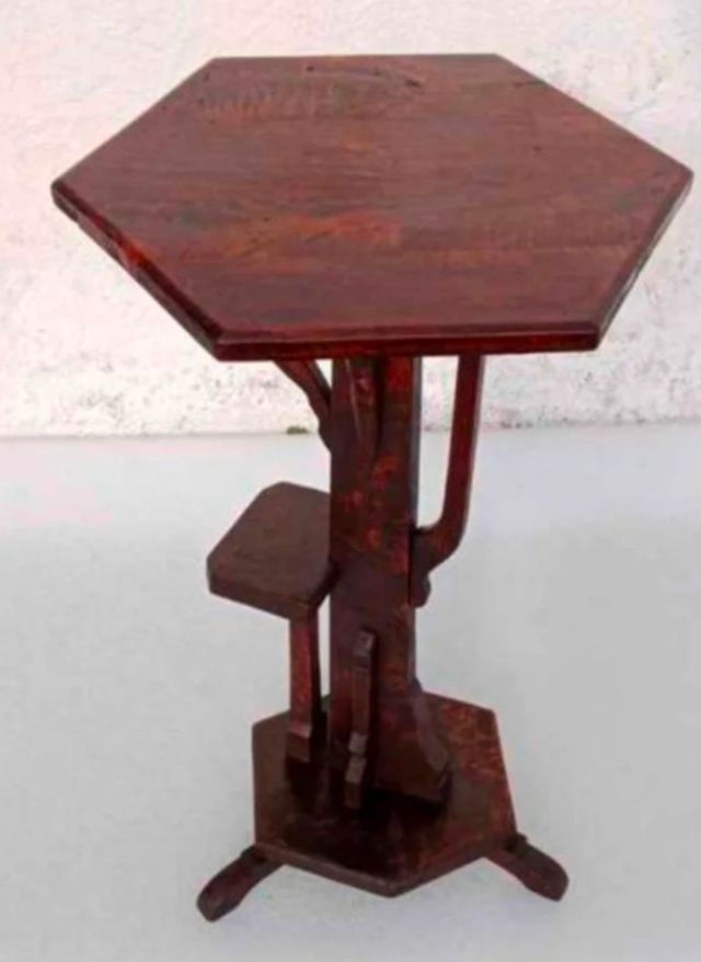 Antigua mesita madera hexagonal decoración