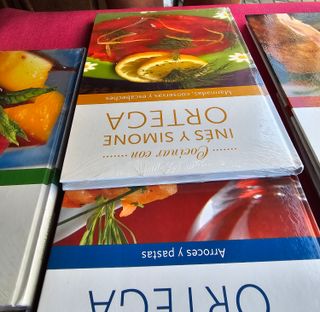 Cocinar com Inés y Simone Ortega