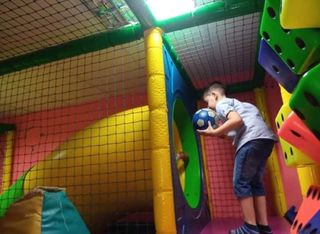 Parque bolas 2 plantas + Baby park