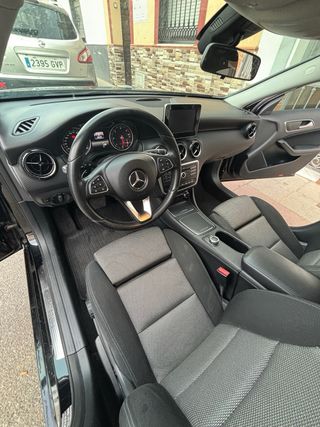 Mercedes-Benz A200 2016