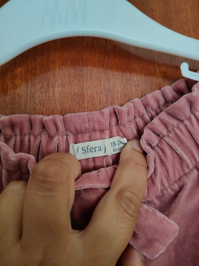 Shorts terciopelo niña Sfera 18-24m