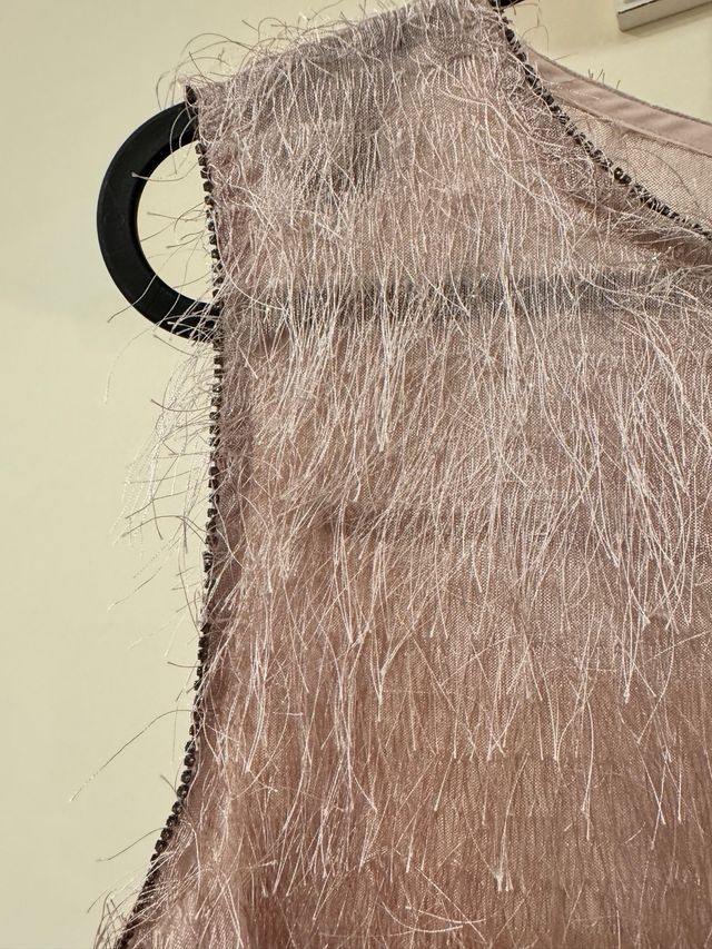 Top flecos en rosa pastel