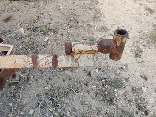 Pulverizador agrícola 600L usado