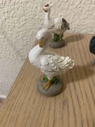 Gallina, gallo y pato decorativos