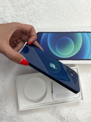 iPhone 12 Azul 64GB - Impecable