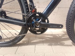 Bicicleta carbono 
Lapierre Crosshill CF 5.0 2025