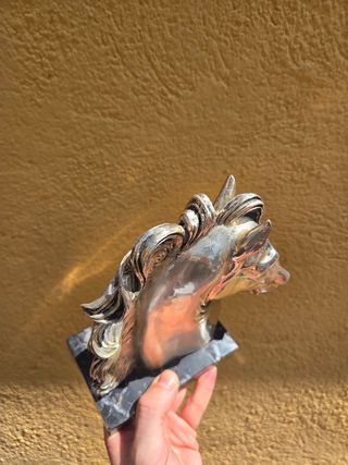 Busto cabeza caballo