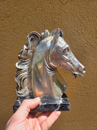 Busto cabeza caballo